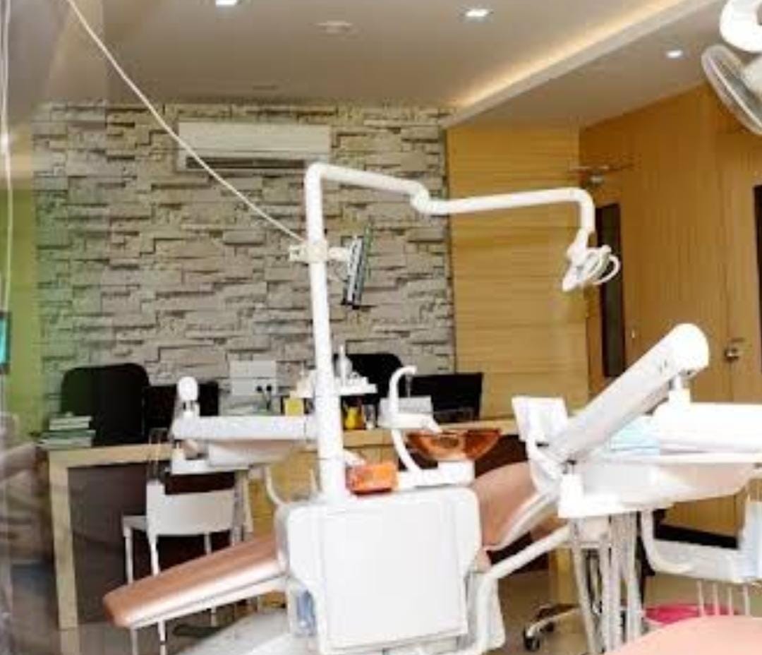 Dr GAFOOR'S DENTAL WORLD